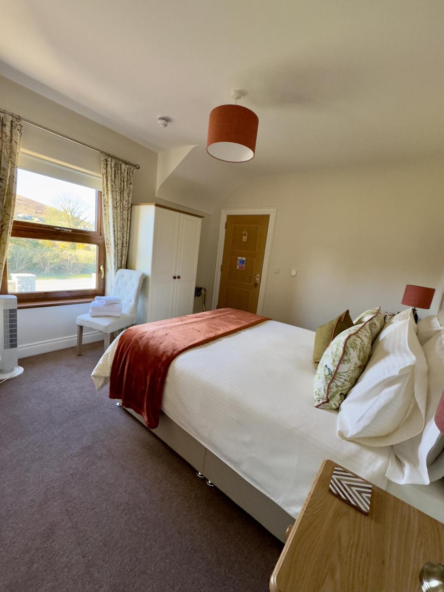 Mourne Country House Bed And Breakfast Kilkeel Szoba fotó