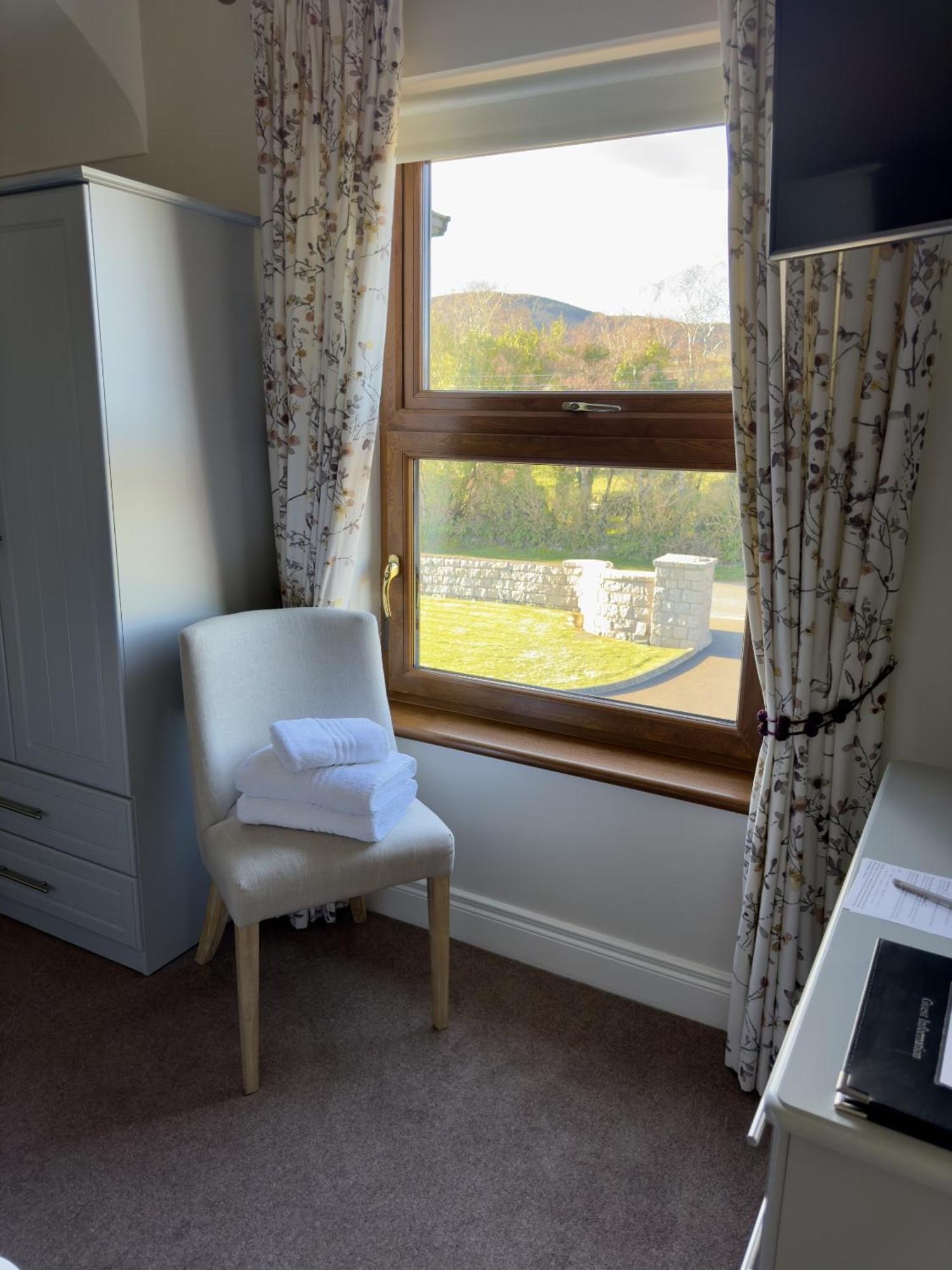 Mourne Country House Bed And Breakfast Kilkeel Szoba fotó